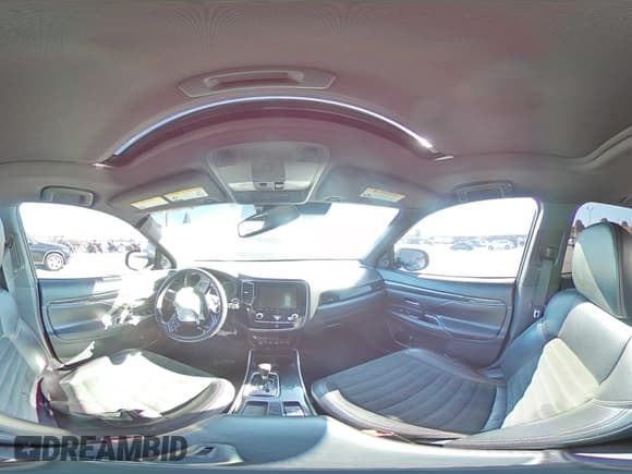 ✅ 2020 Mitsubishi Outlander SE • VIN: JA4AD3A38LJ001408 • Lot: 81734085. Listed on Copart with Not provided. Free auction sales archive from the USA and detailed vehicle history report at DreamBid. Image 15.