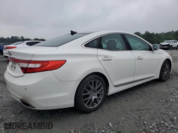 ✅ 2013 Hyundai Azera • VIN: KMHFH4JG2DA277122 • Lot: 59899755. Wystawiony na Copart z przebiegiem 210 601 mil. Bezpłatny archiwum sprzedaży aukcyjnych z USA i szczegółowy raport historii pojazdu na DreamBid. Zdjęcie 3.
