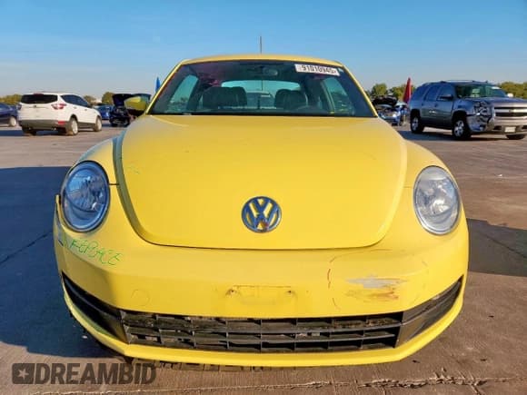 ✅ 2014 Volkswagen Beetle 1.8T • VIN: 3VWJ07AT4EM659688 • Lot: 91010945. Listed on Copart with 132,037 mi. Free auction sales archive from the USA and detailed vehicle history report at DreamBid. Image 5.