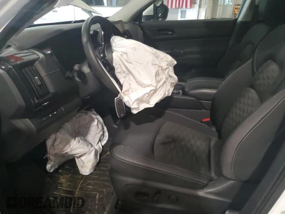 ✅ 2023 Nissan Pathfinder SV • VIN: 5N1DR3BD1PC261313 • Lot: 55912155. Wystawiony na Copart z przebiegiem 13 527 mil. Bezpłatny archiwum sprzedaży aukcyjnych z USA i szczegółowy raport historii pojazdu na DreamBid. Zdjęcie 7.