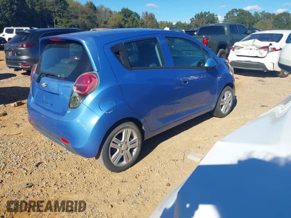 ✅ 2013 Chevrolet Spark LT • VIN: KL8CD6S97DC605890 • Лот: 43441126. Опубликован ранее на IAAI с пробегом 188 659 миль. Бесплатный доступ к архиву аукционных продаж из США и подробный отчёт об истории автомобиля на DreamBid. Изображение 4.