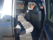 ✅ 2001 Chevrolet Suburban LS • VIN: 3GNFK16T21G261971 • Лот: 41663621. Опубликован ранее на IAAI с пробегом 323 550 миль. Бесплатный доступ к архиву аукционных продаж из США и подробный отчёт об истории автомобиля на DreamBid. Изображение 8.