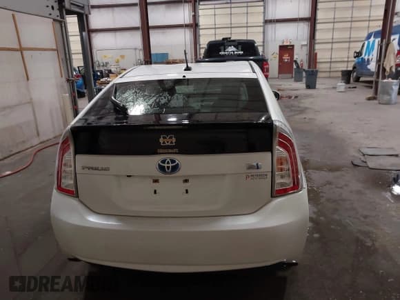 ✅ 2014 Toyota Prius Four • VIN: JTDKN3DU1E1747553 • Lot: 43420881. Wystawiony na IAAI z przebiegiem 192 435 mil. Bezpłatny archiwum sprzedaży aukcyjnych z USA i szczegółowy raport historii pojazdu na DreamBid. Zdjęcie 17.