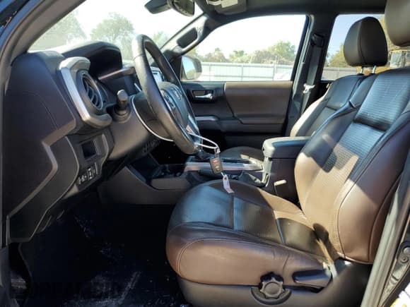 ✅ 2019 Toyota Tacoma Limited • VIN: 5TFEZ5CN9KX081154 • Лот: 80946174. Опубликован ранее на Copart с пробегом 83 915 миль. Бесплатный доступ к архиву аукционных продаж из США и подробный отчёт об истории автомобиля на DreamBid. Изображение 7.