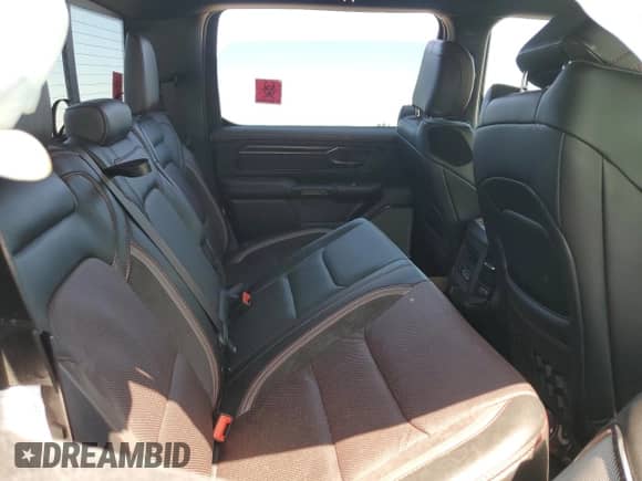 2025 Ram 1500 Rebel z VIN 1C6SRFLP9SN700848, wystawiony jako Copart lot #61832115 z przebiegiem Nie podano mil oraz Szkoda całkowita • Salvage title. Historia ofert i sprzedaży dostępna na DreamBid. Obrazek 10.