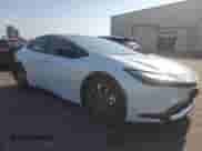 2025 Toyota Prius SE с VIN JTDACACU8S3041073, выставлен на аукционе Copart как лот 70349115 с пробегом 1 085 миль миль и Списание • Salvage title. История ставок и продаж доступна на DreamBid. Изображение 4.