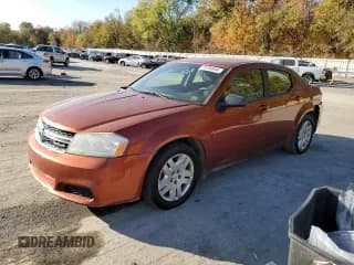 ✅ 2012 Dodge Avenger SE • VIN: 1C3CDZAB7CN173581 • Lot: 76784644. Wystawiony na Copart z przebiegiem 99 905 mil. Bezpłatny archiwum sprzedaży aukcyjnych z USA i szczegółowy raport historii pojazdu na DreamBid. Zdjęcie 1.