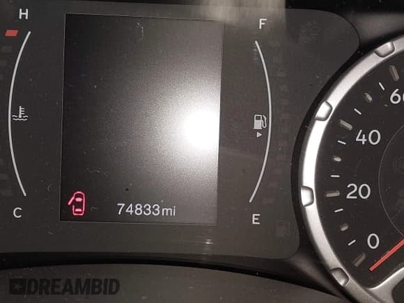 ✅ 2018 Jeep Renegade Latitude • VIN: ZACCJABB3JPJ50417 • Lot: 43589868. Wystawiony na IAAI z przebiegiem 74 833 mil. Bezpłatny archiwum sprzedaży aukcyjnych z USA i szczegółowy raport historii pojazdu na DreamBid. Zdjęcie 15.