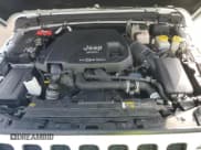 ✅ 2020 Jeep Wrangler Unlimited Sahara • VIN: 1C4HJXEM8LW325372 • Lot: 44350084. Wystawiony na Copart z przebiegiem 55 314 mil. Bezpłatny archiwum sprzedaży aukcyjnych z USA i szczegółowy raport historii pojazdu na DreamBid. Zdjęcie 11.