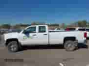 2015 Chevrolet Silverado 2500HD Work Truck с VIN 1GC2KUEG3FZ535277, выставлен на аукционе IAAI как лот 43406657 с пробегом 255 790 миль миль и . История ставок и продаж доступна на DreamBid. Изображение 15.