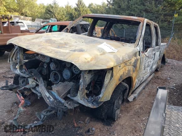 ✅ 2012 Ford F-250 Lariat • VIN: 1FT7W2BT2CED07208 • Lot: 43451916. Listed on IAAI with Not provided. Free auction sales archive from the USA and detailed vehicle history report at DreamBid. Image 2.