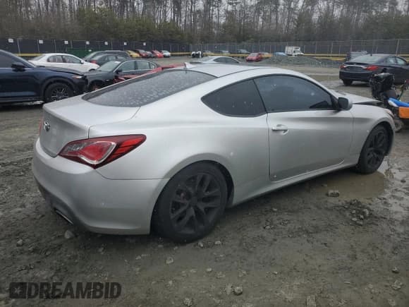 ✅ 2013 Hyundai Genesis Coupe R-Spec • VIN: KMHHT6KD3DU091482 • Lot: 44781035. Wystawiony na Copart z przebiegiem 96 938 mil. Bezpłatny archiwum sprzedaży aukcyjnych z USA i szczegółowy raport historii pojazdu na DreamBid. Zdjęcie 3.