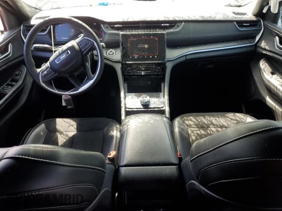 ✅ 2024 Jeep Grand Cherokee Altitude X • VIN: 1C4RJHAGXR8919548 • Lot: 86187985. Listed on Copart with 32,987 mi. Free auction sales archive from the USA and detailed vehicle history report at DreamBid. Image 8.