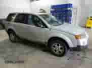 ✅ 2004 Saturn VUE V6 • VIN: 5GZCZ53474S882677 • Lot: 84681374. Wystawiony na Copart z przebiegiem 304 312 mil. Bezpłatny archiwum sprzedaży aukcyjnych z USA i szczegółowy raport historii pojazdu na DreamBid. Zdjęcie 4.