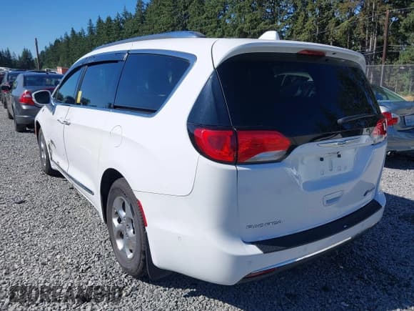 ✅ 2018 Chrysler Pacifica Hybrid Limited • VIN: 2C4RC1N76JR359256 • Lot: 42818619. Listed on IAAI with 52,534 mi. Free auction sales archive from the USA and detailed vehicle history report at DreamBid. Image 3.