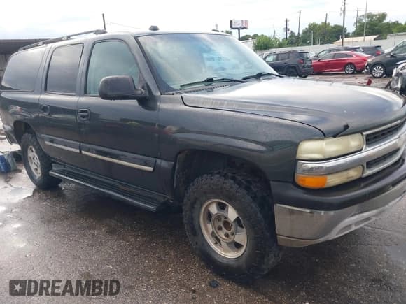 ✅ 2005 Chevrolet Suburban LT • VIN: 3GNEC16Z75G214406 • Lot: 42689874. Listed on IAAI with Not provided. Free auction sales archive from the USA and detailed vehicle history report at DreamBid. Image 1.