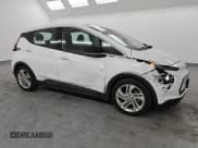 ✅ 2023 Chevrolet Bolt EV 1LT • VIN: 1G1FW6S07P4180808 • Лот: 46594025. Опубликован ранее на Copart с пробегом 28 098 миль. Бесплатный доступ к архиву аукционных продаж из США и подробный отчёт об истории автомобиля на DreamBid. Изображение 4.