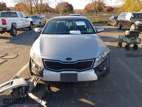✅ 2013 Kia Optima SX • VIN: 5XXGR4A61DG236319 • Lot: 43596597. Wystawiony na IAAI z przebiegiem 86 482 mil. Bezpłatny archiwum sprzedaży aukcyjnych z USA i szczegółowy raport historii pojazdu na DreamBid. Zdjęcie 12.