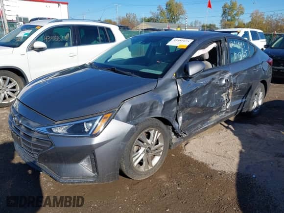 2019 Hyundai Elantra SEL с VIN 5NPD84LF5KH408288, выставлен на аукционе IAAI как лот 43481073 с пробегом 65 631 миль миль и . История ставок и продаж доступна на DreamBid. Изображение 2.