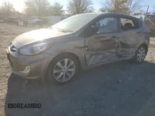 ✅ 2012 Hyundai Accent SE • VIN: KMHCU5AE0CU016197 • Лот: 77943564. Опубликован ранее на Copart с пробегом 96 878 миль. Бесплатный доступ к архиву аукционных продаж из США и подробный отчёт об истории автомобиля на DreamBid. Изображение 1.