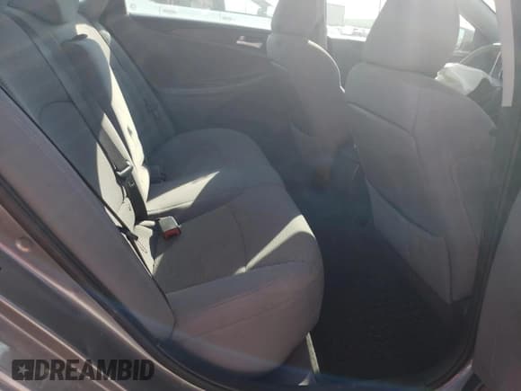 ✅ 2014 Hyundai Sonata GLS • VIN: 5NPEB4AC3EH922613 • Lot: 72914144. Listed on Copart with 185,026 mi. Free auction sales archive from the USA and detailed vehicle history report at DreamBid. Image 10.