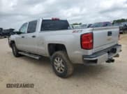 ✅ 2015 Chevrolet Silverado 2500HD LT • VIN: 1GC1KVE83FF135165 • Лот: 53682285. Опубликован ранее на Copart с пробегом 199 266 миль. Бесплатный доступ к архиву аукционных продаж из США и подробный отчёт об истории автомобиля на DreamBid. Изображение 2.