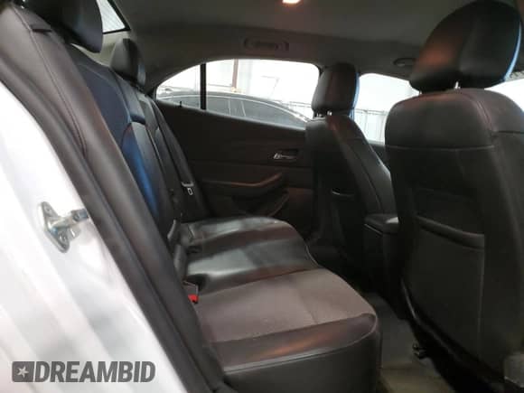 2015 Chevrolet Malibu LT z VIN 1G11C5SL2FF120087, wystawiony jako Copart lot #71477144 z przebiegiem 122 043 mil mil oraz Czysty tytuł • Clean title. Historia ofert i sprzedaży dostępna na DreamBid. Obrazek 10.