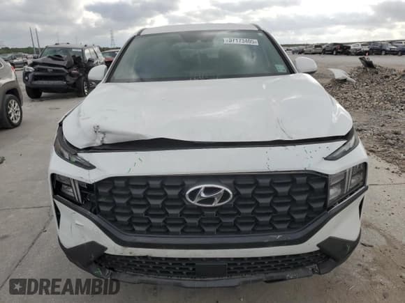 ✅ 2022 Hyundai Santa Fe SE • VIN: 5NMS14AJ7NH435951 • Lot: 57173405. Listed on Copart with 33,360 mi. Free auction sales archive from the USA and detailed vehicle history report at DreamBid. Image 5.