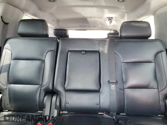 ✅ 2020 GMC Yukon XL SLE • VIN: 1GKS2FKC3LR166336 • Lot: 62969275. Listed on Copart with 137,712 mi. Free auction sales archive from the USA and detailed vehicle history report at DreamBid. Image 10.