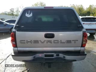 ✅ 2005 Chevrolet Silverado 1500 Z71 • VIN: 1GCEK14TX5Z254098 • Лот: 72765994. Опубликован ранее на Copart с пробегом 135 016 миль. Бесплатный доступ к архиву аукционных продаж из США и подробный отчёт об истории автомобиля на DreamBid. Изображение 6.