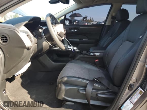 ✅ 2021 Honda Clarity • VIN: JHMZC5F12MC000368 • Lot: 80035305. Listed on Copart with 66,910 mi. Free auction sales archive from the USA and detailed vehicle history report at DreamBid. Image 7.