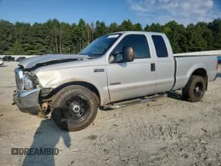 ✅ 2003 Ford F-250 XL • VIN: 1FTNX20PX3EC09103 • Lot: 81070325. Listed on Copart with 121,786 mi. Free auction sales archive from the USA and detailed vehicle history report at DreamBid. Image 1.