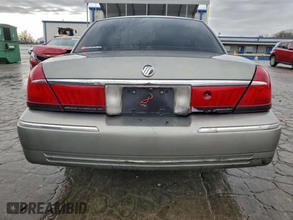 ✅ 1998 Mercury Grand Marquis GS • VIN: 2MEFM74W8WX653299 • Lot: 92753585. Wystawiony na Copart z przebiegiem 129 393 mil. Bezpłatny archiwum sprzedaży aukcyjnych z USA i szczegółowy raport historii pojazdu na DreamBid. Zdjęcie 6.