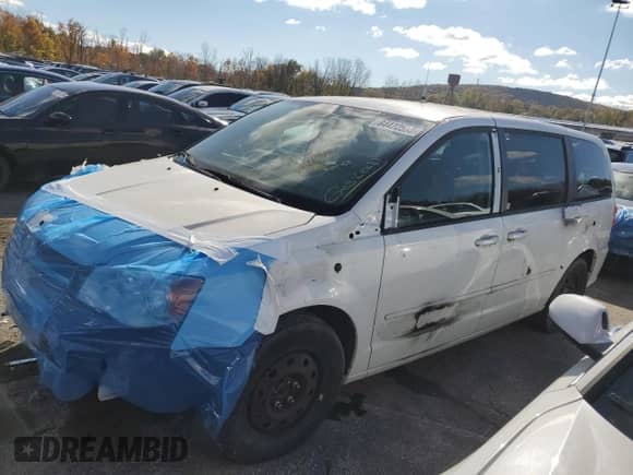 2015 Dodge Grand Caravan American Value с VIN 2C4RDGBG7FR542547, выставлен на аукционе Copart как лот 84472585 с пробегом 204 122 миль миль и Чистый • Clean title. История ставок и продаж доступна на DreamBid. Изображение 1.