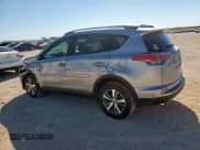 ✅ 2018 Toyota RAV4 XLE • VIN: 2T3WFREV9JW501922 • Lot: 91021485. Wystawiony na Copart z przebiegiem 37 122 mil. Bezpłatny archiwum sprzedaży aukcyjnych z USA i szczegółowy raport historii pojazdu na DreamBid. Zdjęcie 2.