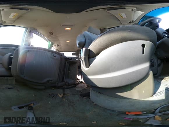 ✅ 2001 Dodge Caravan Sport • VIN: 2B4GP44331R419907 • Lot: 43352503. Listed on IAAI with 156,037 mi. Free auction sales archive from the USA and detailed vehicle history report at DreamBid. Image 18.