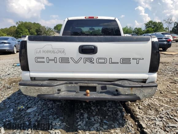 ✅ 2006 Chevrolet Silverado 1500 LS • VIN: 1GCEC19XX6Z276676 • Lot: 69102675. Listed on Copart with 266,266 mi. Free auction sales archive from the USA and detailed vehicle history report at DreamBid. Image 6.