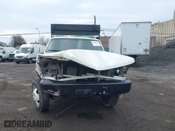 ✅ 1992 Ford F-350 • VIN: 2FTJW35MXNCA46841 • Lot: 41952778. Wystawiony na IAAI z przebiegiem 213 667 mil. Bezpłatny archiwum sprzedaży aukcyjnych z USA i szczegółowy raport historii pojazdu na DreamBid. Zdjęcie 12.