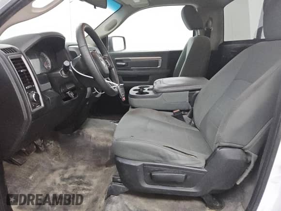 2015 Ram 1500 Tradesman with VIN 3C6JR6DGXFG687360, listed as a Copart auction lot 42380015 with 314,271 mi miles and Clean title. Bid and sale history available at DreamBid. Image 7.