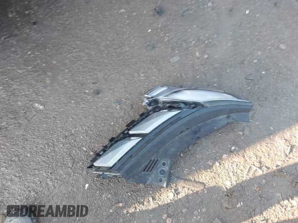 ✅ 2023 Hyundai Palisade Calligraphy • VIN: KM8R74GEXPU642705 • Lot: 43240972. Wystawiony na IAAI z przebiegiem 50 509 mil mil. Skorzystaj z bezpłatnego archiwum sprzedaży aukcyjnych z USA i zobacz szczegółowy raport historii pojazdu na DreamBid. Zdjęcie 11.