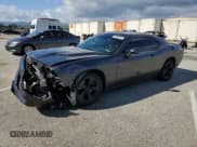 ✅ 2020 Dodge Challenger SXT • VIN: 2C3CDZAG4LH203690 • Lot: 46066593. Wystawiony na Copart z przebiegiem 72 710 mil. Bezpłatny archiwum sprzedaży aukcyjnych z USA i szczegółowy raport historii pojazdu na DreamBid. Zdjęcie 1.