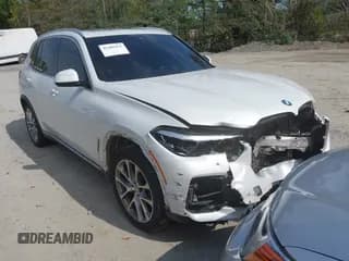 ✅ 2019 BMW X5 xDrive40i • VIN: 5UXCR6C52KLL34222 • Lot: 43409471. Wystawiony na IAAI z przebiegiem 106 705 mil. Bezpłatny archiwum sprzedaży aukcyjnych z USA i szczegółowy raport historii pojazdu na DreamBid. Zdjęcie 1.