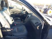 ✅ 2010 Lexus ES 330 • VIN: JTHBK1EG9A2354134 • Lot: 43624492. Listed on IAAI with 252,479 mi. Free auction sales archive from the USA and detailed vehicle history report at DreamBid. Image 5.