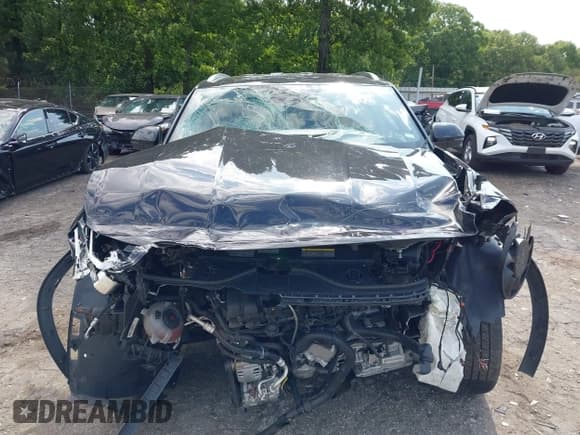 ✅ 2023 Volkswagen Atlas SE • VIN: 1V2HE2CA8PC203505 • Lot: 42345080. Wystawiony na IAAI z przebiegiem 74 565 mil. Bezpłatny archiwum sprzedaży aukcyjnych z USA i szczegółowy raport historii pojazdu na DreamBid. Zdjęcie 12.