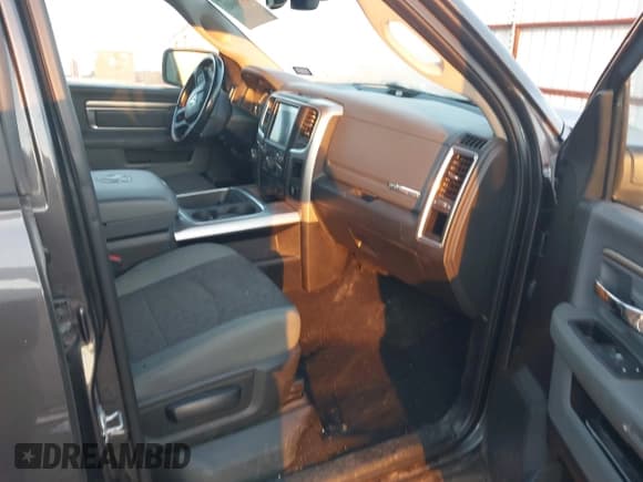 ✅ 2018 Ram 1500 Big Horn • VIN: 3C6RR7LG0JG226333 • Лот: 43456603. Опубликован ранее на IAAI с пробегом 118 920 миль. Бесплатный доступ к архиву аукционных продаж из США и подробный отчёт об истории автомобиля на DreamBid. Изображение 5.