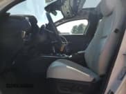 ✅ 2024 Mazda CX-30 Premium Plus • VIN: 3MVDMBEY1RM636015 • Лот: 61624555. Опубликован ранее на Copart с пробегом 15 949 миль. Бесплатный доступ к архиву аукционных продаж из США и подробный отчёт об истории автомобиля на DreamBid. Изображение 7.