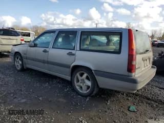 ✅ 1996 Volvo 850 • VIN: YV1LW5726T2228975 • Лот: 47834325. Опубликован ранее на Copart с пробегом 191 760 миль. Бесплатный доступ к архиву аукционных продаж из США и подробный отчёт об истории автомобиля на DreamBid. Изображение 2.