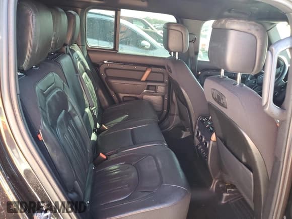 ✅ 2021 Land Rover Defender X • VIN: SALEXERU5M2035866 • Lot: 75058514. Wystawiony na Copart z przebiegiem Nie podano. Bezpłatny archiwum sprzedaży aukcyjnych z USA i szczegółowy raport historii pojazdu na DreamBid. Zdjęcie 11.