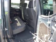 ✅ 2019 Chevrolet Silverado 1500 RST • VIN: 1GCRYEED8KZ248956 • Lot: 42172921. Wystawiony na IAAI z przebiegiem 63 811 mil. Bezpłatny archiwum sprzedaży aukcyjnych z USA i szczegółowy raport historii pojazdu na DreamBid. Zdjęcie 8.