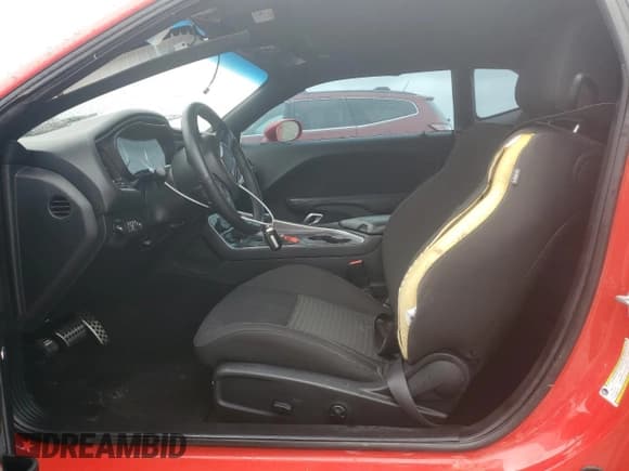 ✅ 2019 Dodge Challenger R/T Scat Pack • VIN: 2C3CDZFJ3KH694658 • Lot: 88994165. Wystawiony na Copart z przebiegiem 27 295 mil. Bezpłatny archiwum sprzedaży aukcyjnych z USA i szczegółowy raport historii pojazdu na DreamBid. Zdjęcie 7.